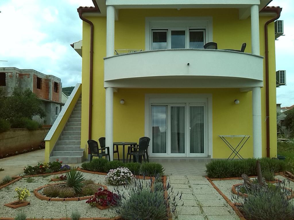 Apartments Laura I Angelina Tribunj (Sibenik-Knin) Quarto foto